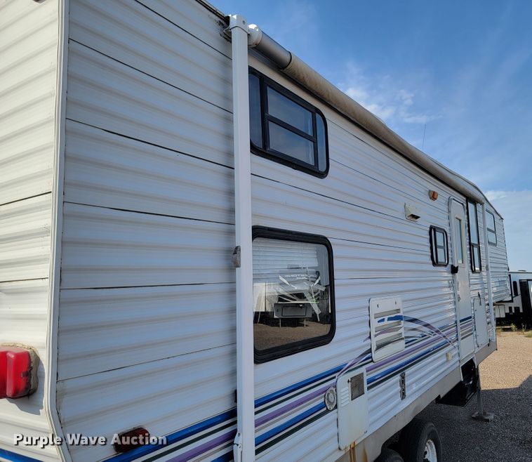 image for item LO9044 2000 Sportsmen 2854P  camper