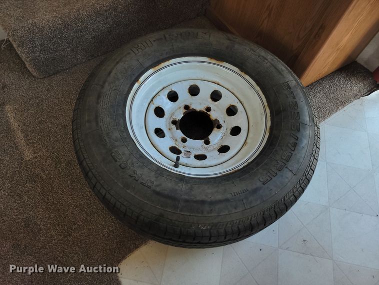 image for item LO9044 2000 Sportsmen 2854P  camper