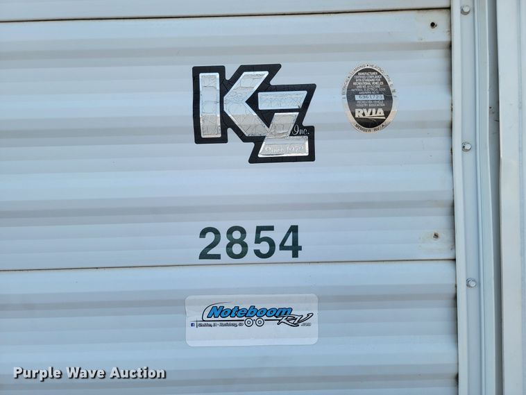 image for item LO9044 2000 Sportsmen 2854P  camper