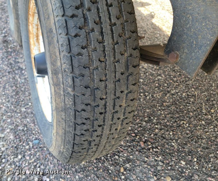 image for item LO9044 2000 Sportsmen 2854P  camper