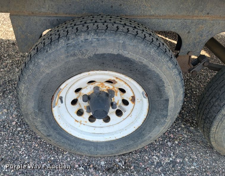 image for item LO9044 2000 Sportsmen 2854P  camper