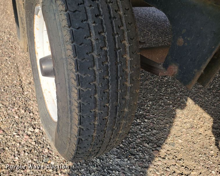 image for item LO9044 2000 Sportsmen 2854P  camper