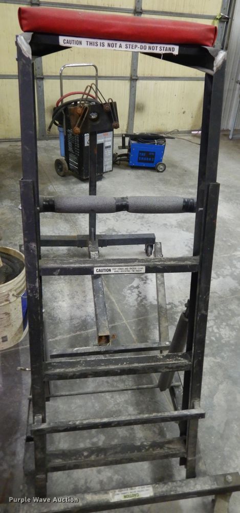 image for item LS9033 Shop equipment