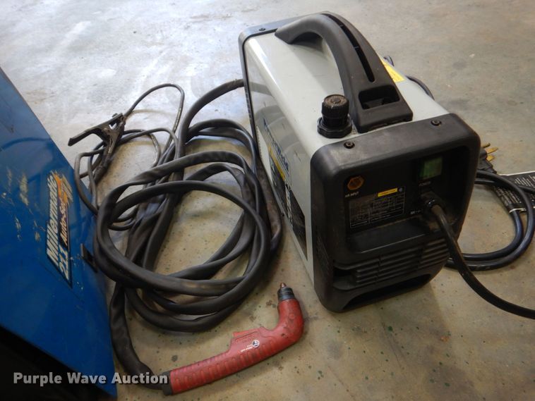 image for item LS9864 Miller Millermatic 211  welder