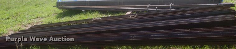 image for item LS9866 Approximately 175 pieces of angle iron