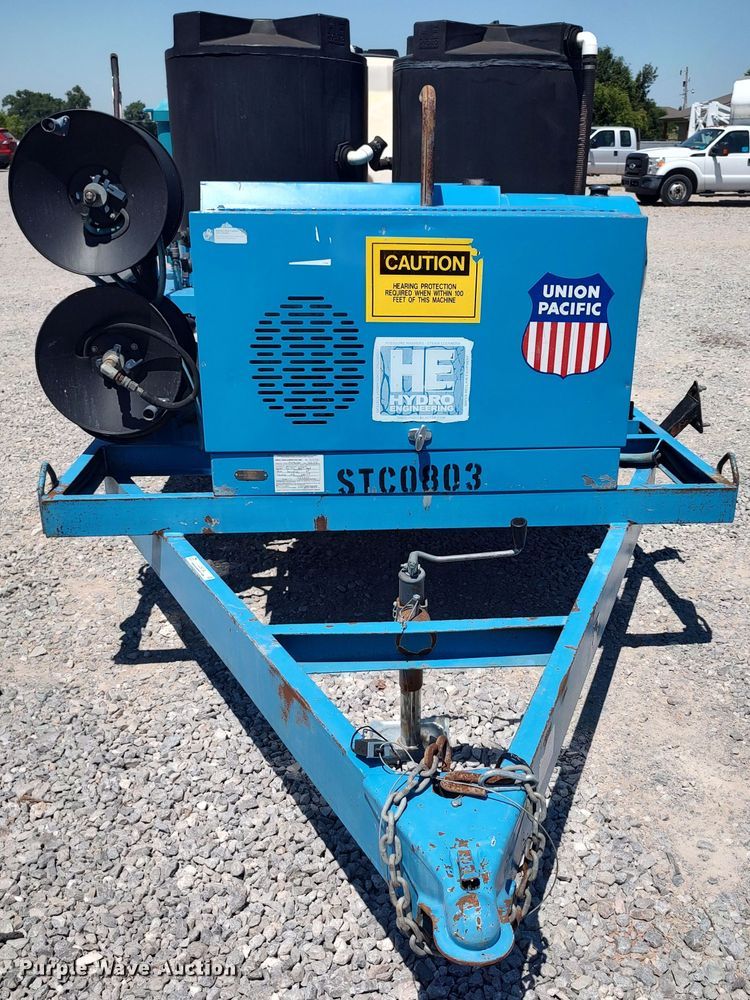 image for item LU9134 Hydro Engineering  pressure washer trailer