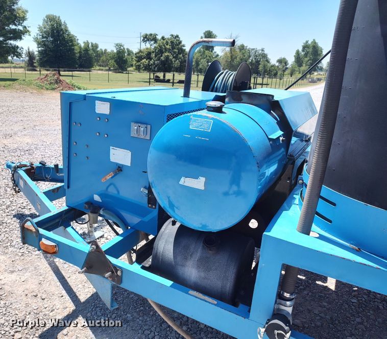 image for item LU9134 Hydro Engineering  pressure washer trailer