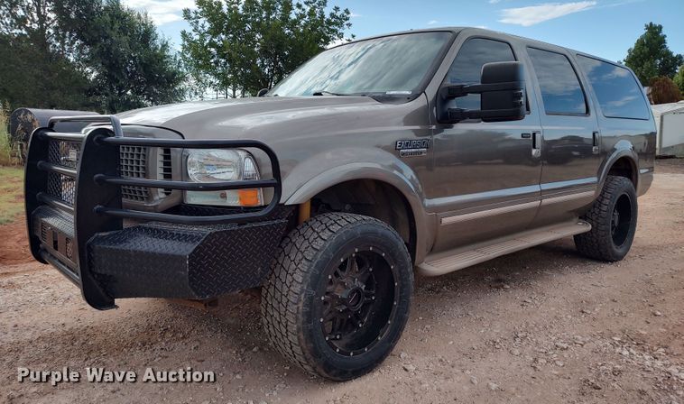 image for item LU9191 2003 Ford Excursion  SUV