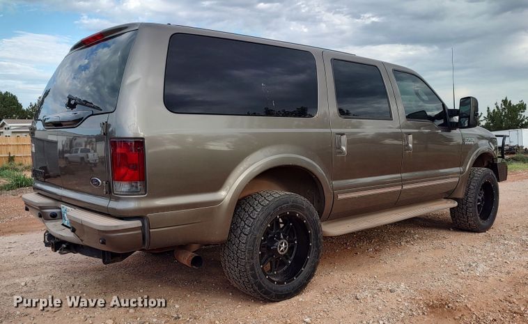 image for item LU9191 2003 Ford Excursion  SUV