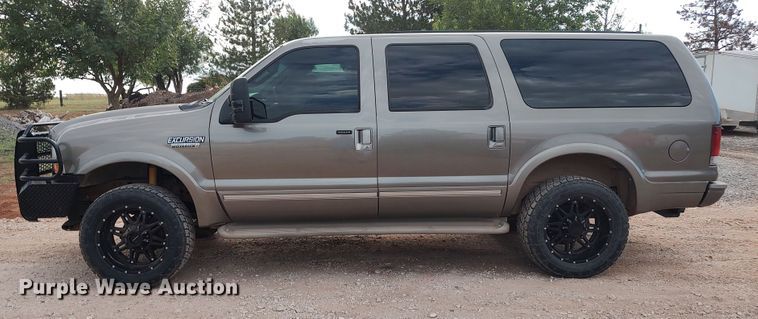 image for item LU9191 2003 Ford Excursion  SUV