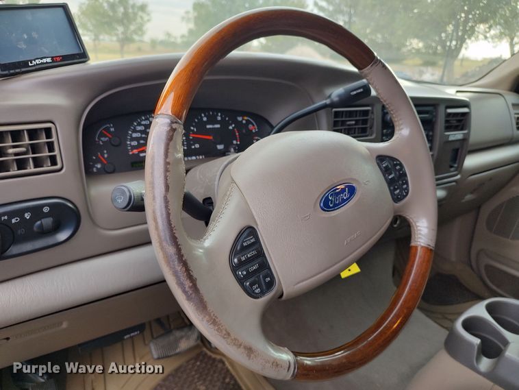 image for item LU9191 2003 Ford Excursion  SUV