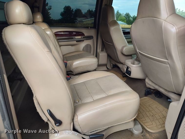 image for item LU9191 2003 Ford Excursion  SUV