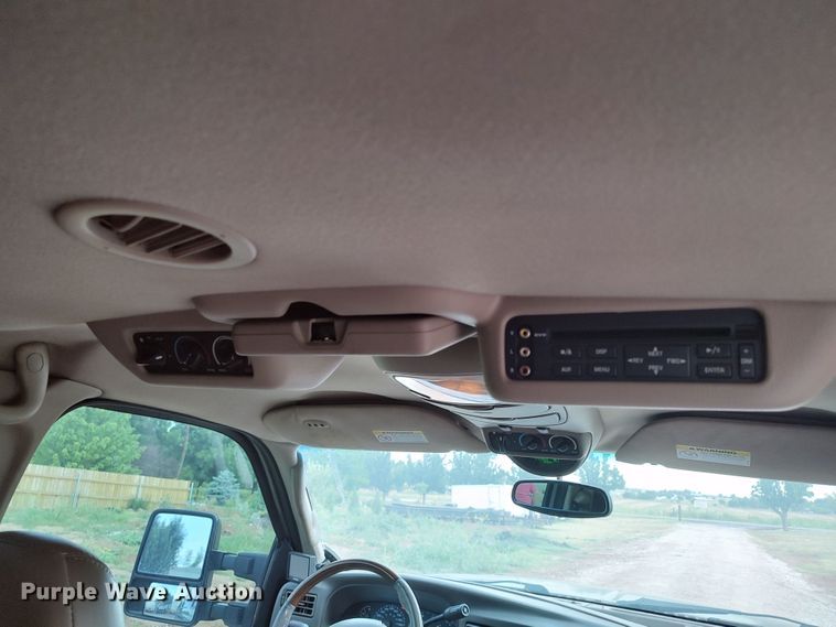 image for item LU9191 2003 Ford Excursion  SUV