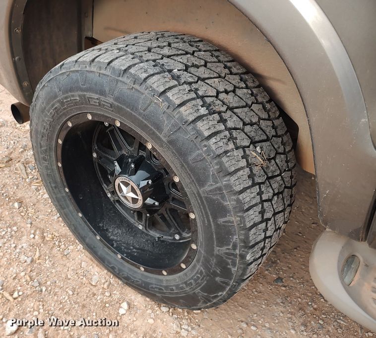 image for item LU9191 2003 Ford Excursion  SUV