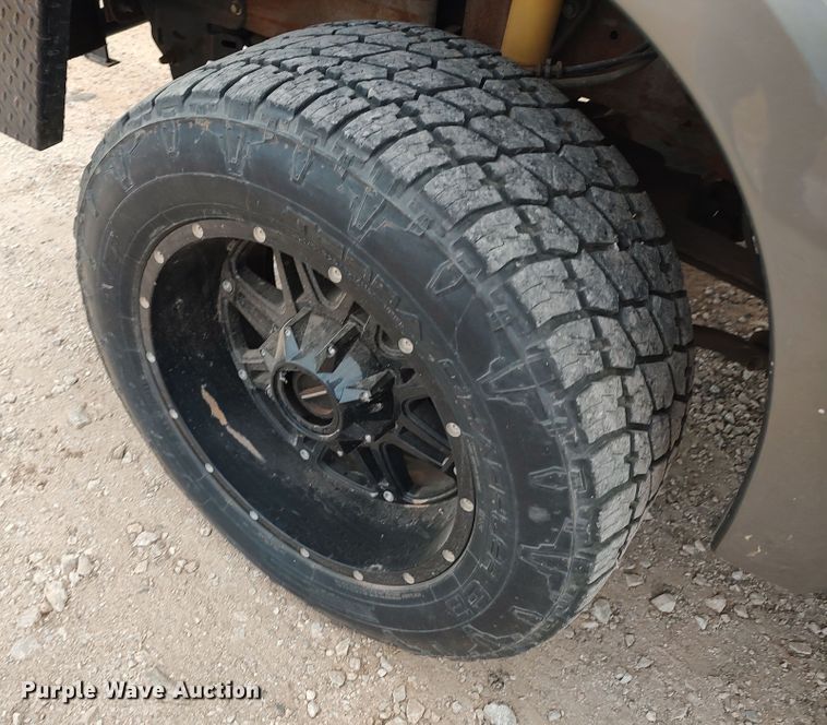 image for item LU9191 2003 Ford Excursion  SUV