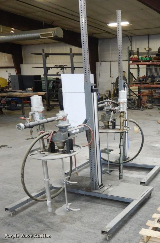 image for item LY9074 Graco Monark  paint pumps