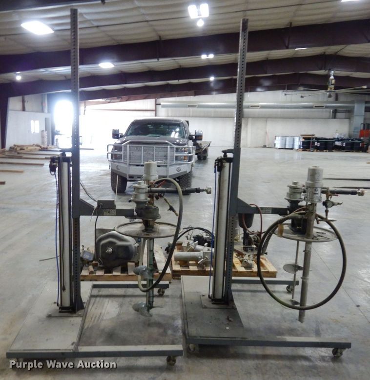 image for item LY9074 Graco Monark  paint pumps