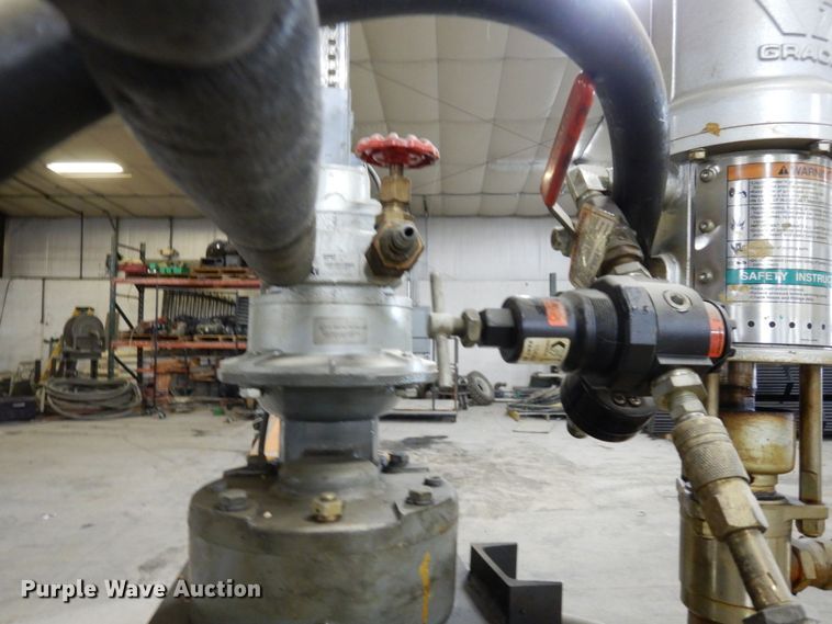 image for item LY9074 Graco Monark  paint pumps