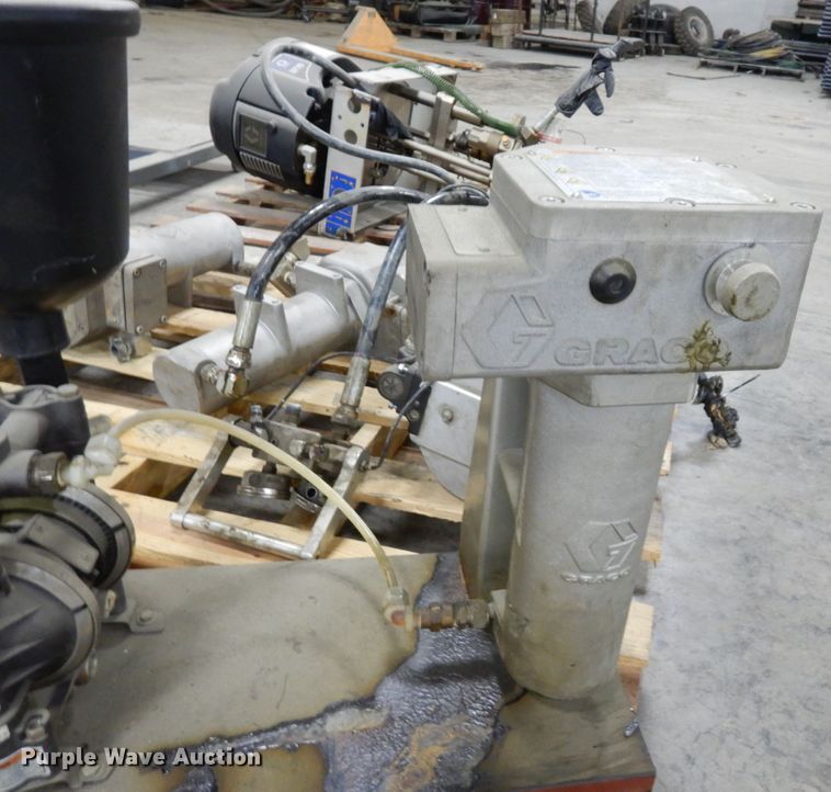 image for item LY9074 Graco Monark  paint pumps