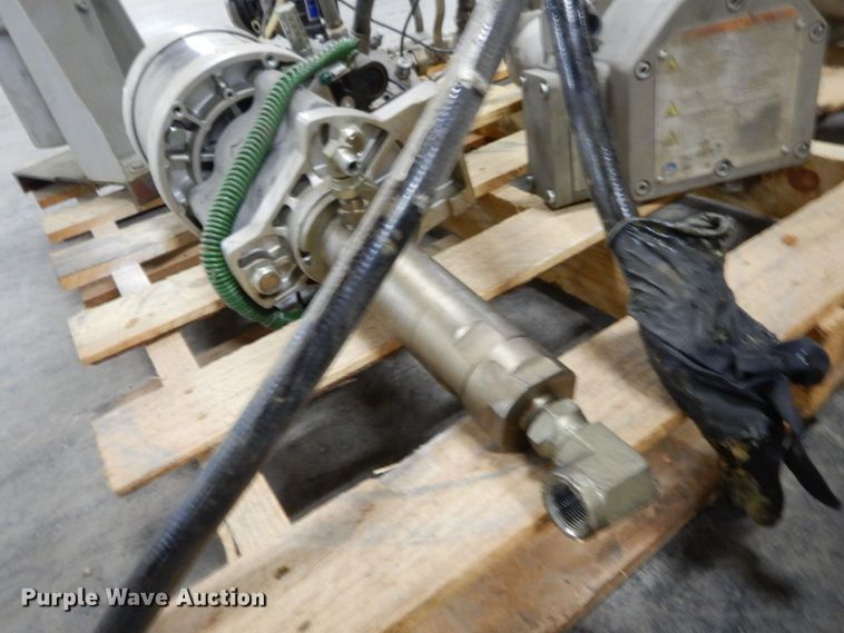 image for item LY9074 Graco Monark  paint pumps