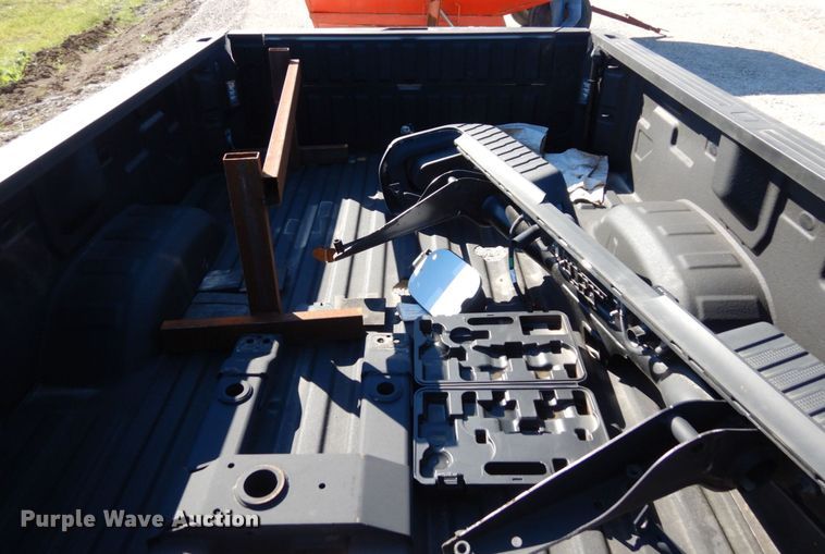 image for item LY9092 GMC Sierra  pickup truck bed