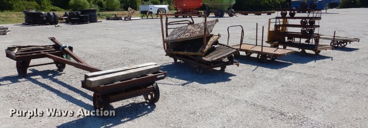 image for item LY9096 Approximately 13 carts