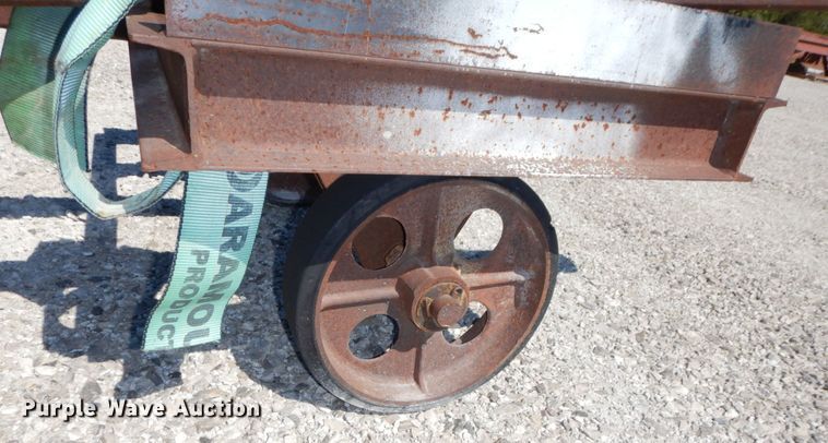 image for item LY9096 Approximately 13 carts