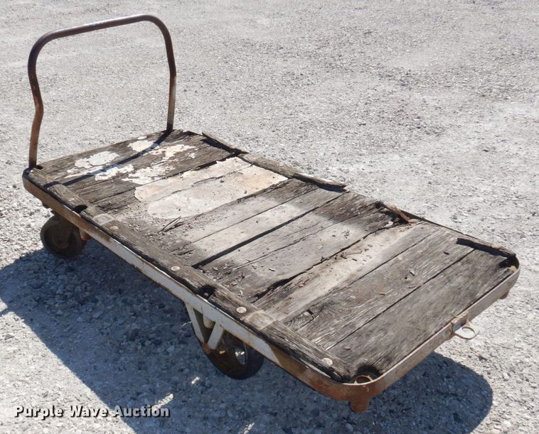 image for item LY9096 Approximately 13 carts