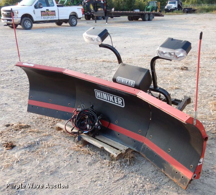 image for item LY9099 Hiniker 6812  8'W snow plow