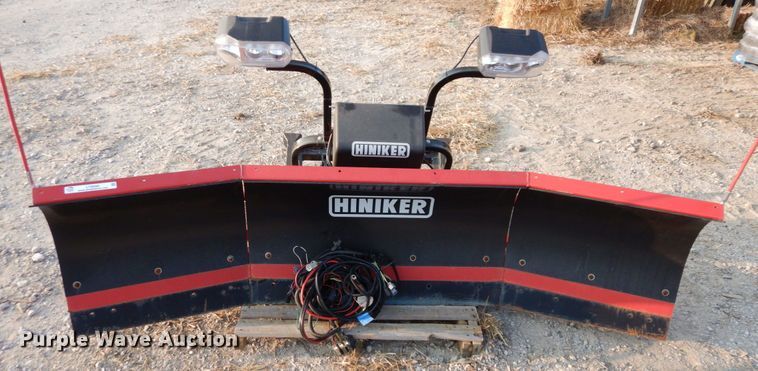 image for item LY9099 Hiniker 6812  8'W snow plow