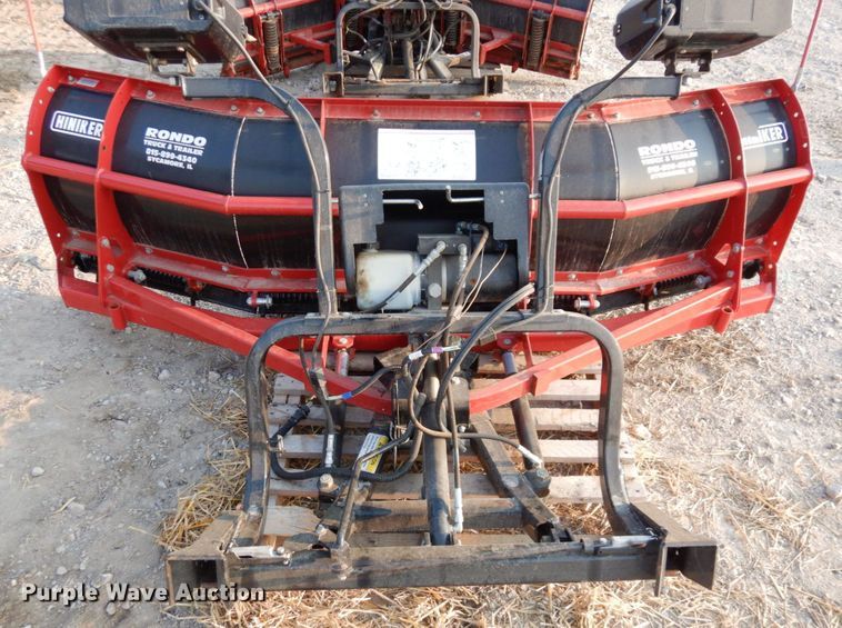 image for item LY9099 Hiniker 6812  8'W snow plow