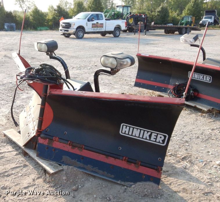 image for item LY9100 Hiniker 9860  8' 6"W V-plow