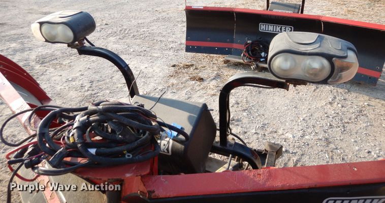 image for item LY9100 Hiniker 9860  8' 6"W V-plow