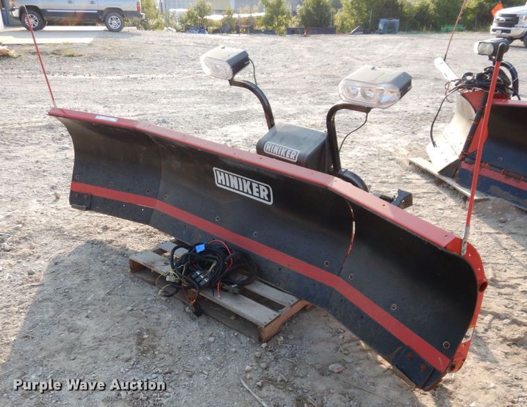image for item LY9101 Hiniker 6912  8'W snow plow