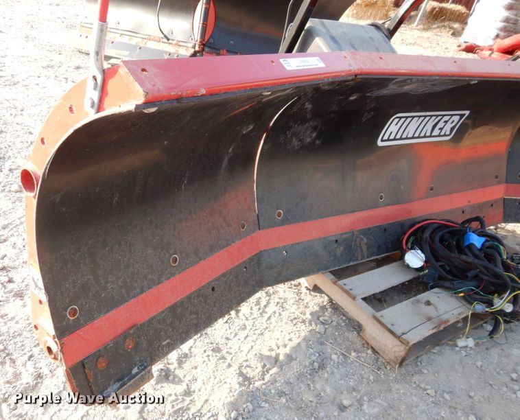 image for item LY9101 Hiniker 6912  8'W snow plow