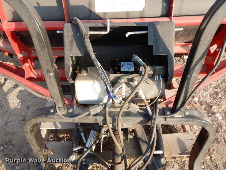 image for item LY9101 Hiniker 6912  8'W snow plow