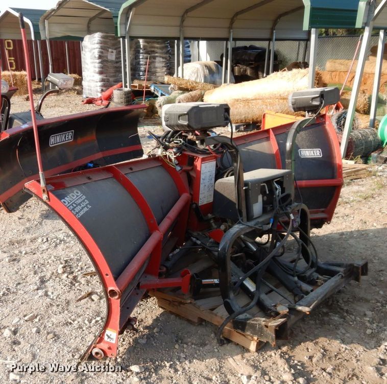 image for item LY9102 Hiniker 9285  8' 6"W V-plow