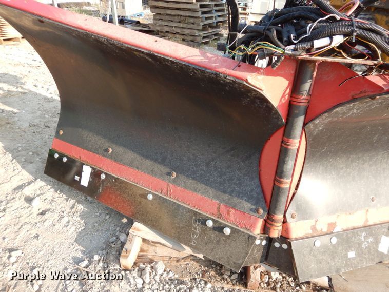 image for item LY9102 Hiniker 9285  8' 6"W V-plow