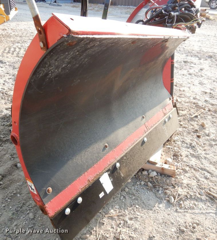 image for item LY9102 Hiniker 9285  8' 6"W V-plow