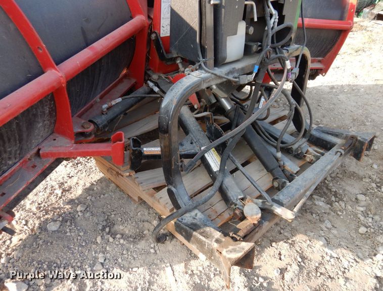 image for item LY9102 Hiniker 9285  8' 6"W V-plow