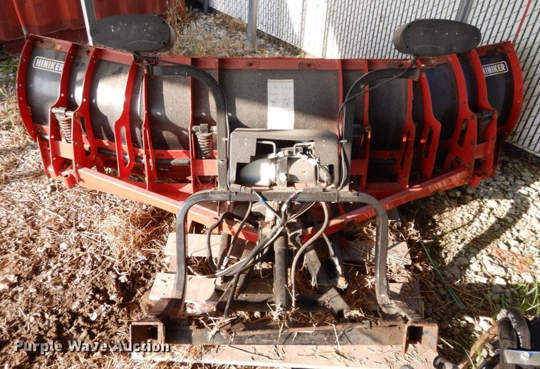 image for item LY9103 Hiniker  8'W snow plow