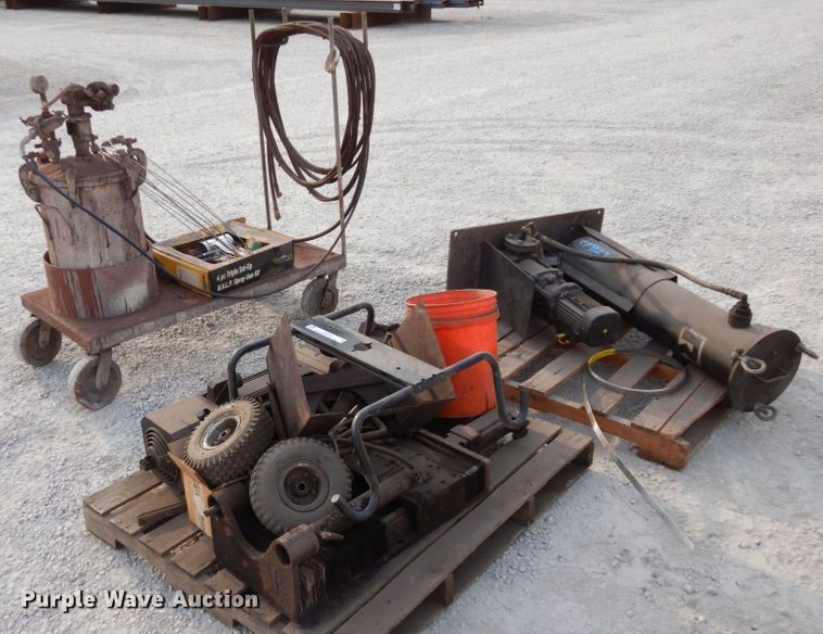 image for item LY9129 Equipment