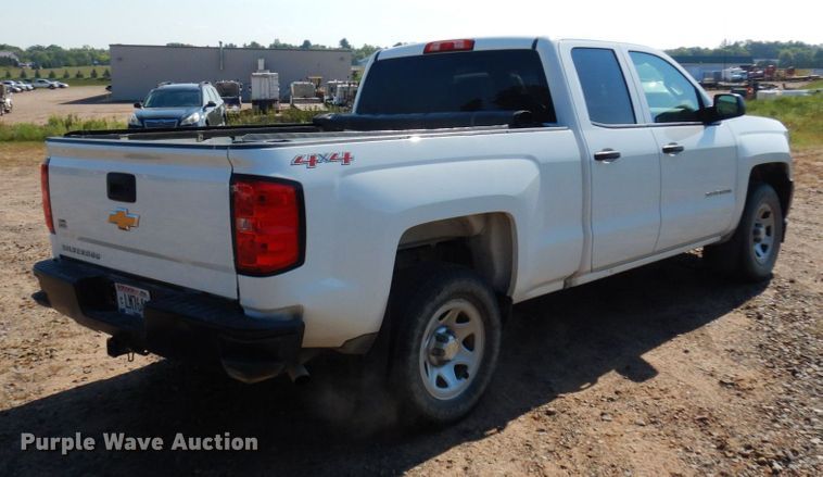 image for item MH9149 2017 Chevrolet Silverado 1500  Double Cab pickup truck