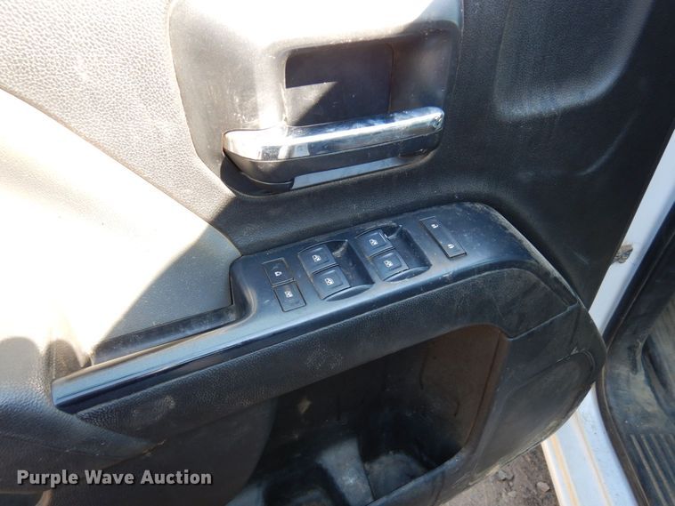 image for item MH9149 2017 Chevrolet Silverado 1500  Double Cab pickup truck