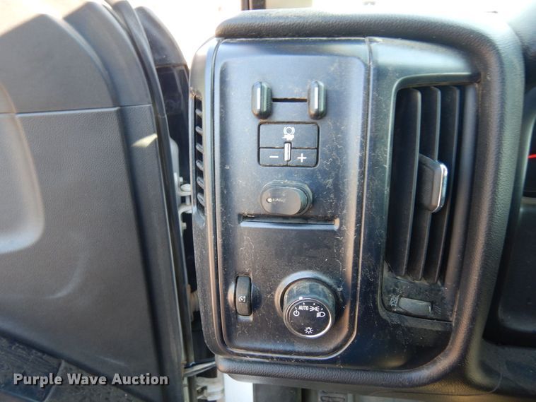 image for item MH9149 2017 Chevrolet Silverado 1500  Double Cab pickup truck