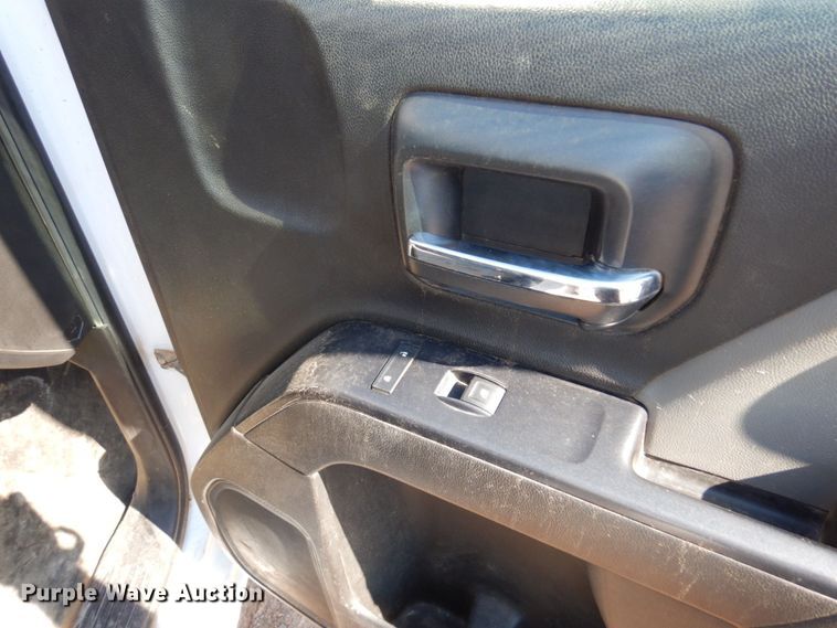 image for item MH9149 2017 Chevrolet Silverado 1500  Double Cab pickup truck