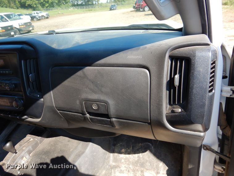 image for item MH9149 2017 Chevrolet Silverado 1500  Double Cab pickup truck