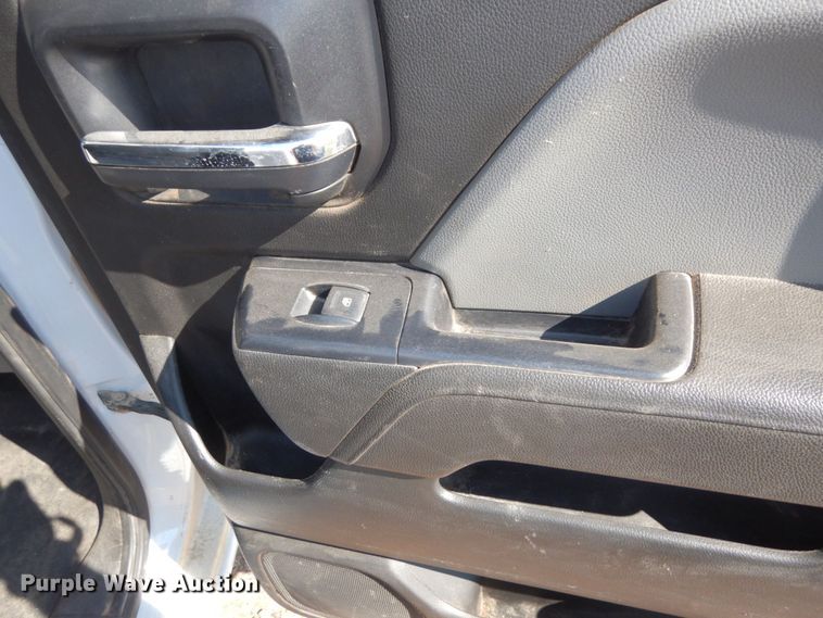 image for item MH9149 2017 Chevrolet Silverado 1500  Double Cab pickup truck