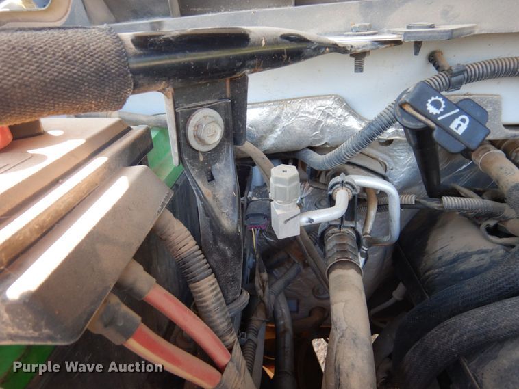 image for item MH9149 2017 Chevrolet Silverado 1500  Double Cab pickup truck