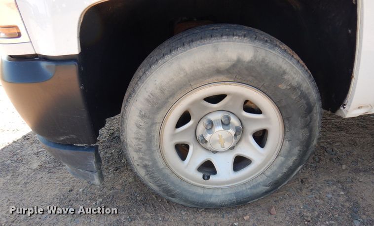 image for item MH9149 2017 Chevrolet Silverado 1500  Double Cab pickup truck